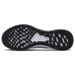 Nike REVOLUTION 6