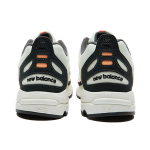 New Balance NB 828
