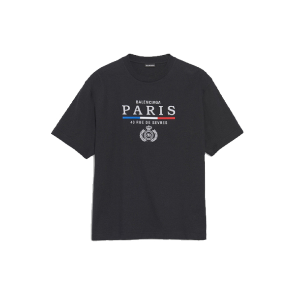 Balenciaga T
