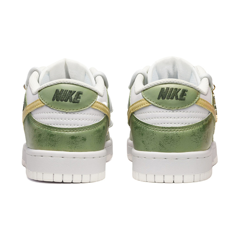 【 】 Nike Dunk GS