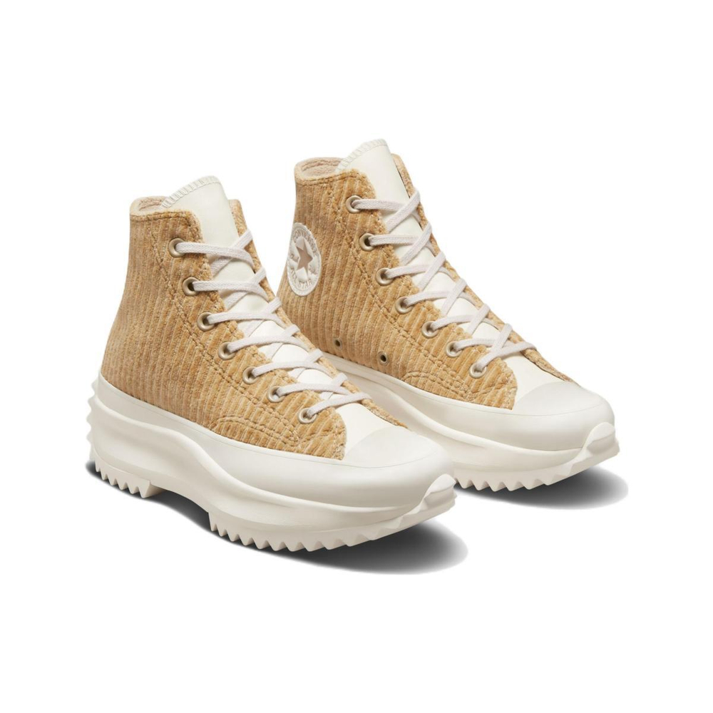 Converse Run Star Hike