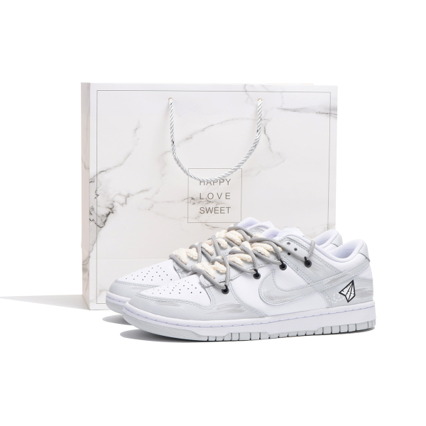 【 】 Nike Dunk