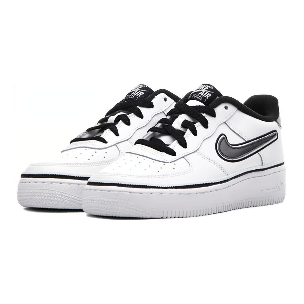 Nike Air Force 1 LV8