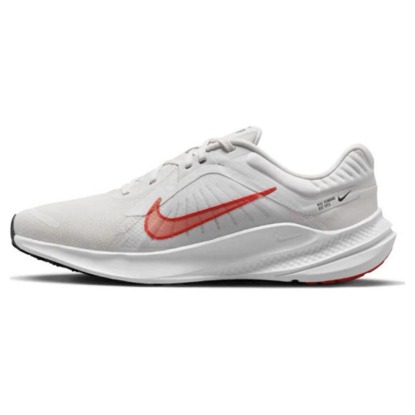 Nike Quest 5