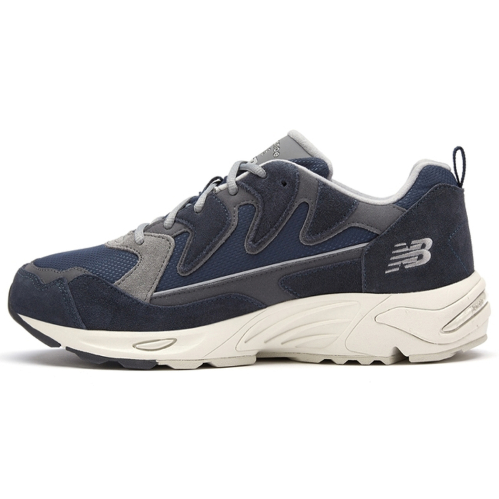 New Balance NB 875