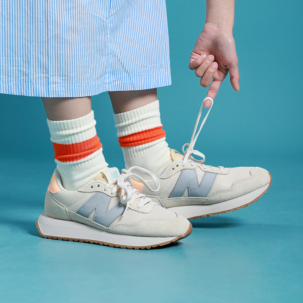 New Balance NB 237