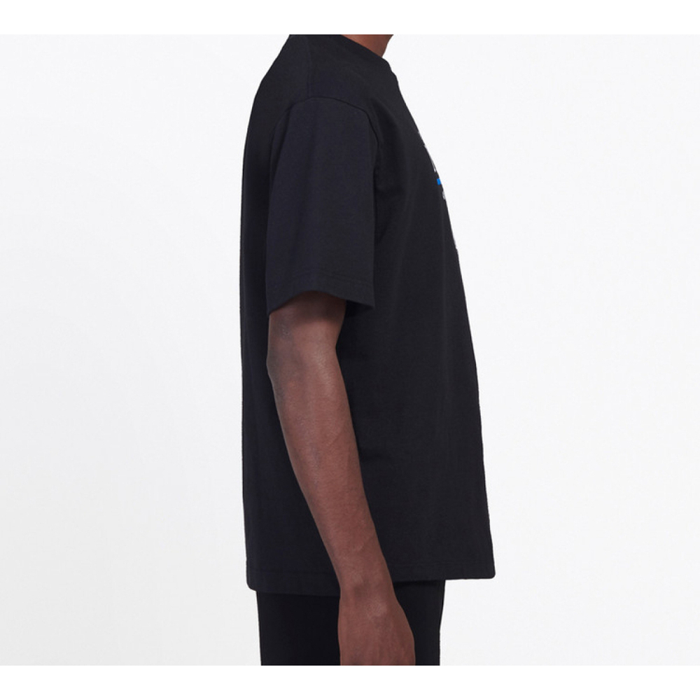 Balenciaga T
