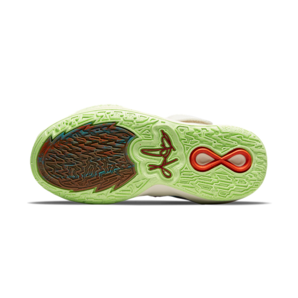 Nike Kyrie 8 infinity