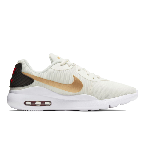 Nike Air Max Oketo logo