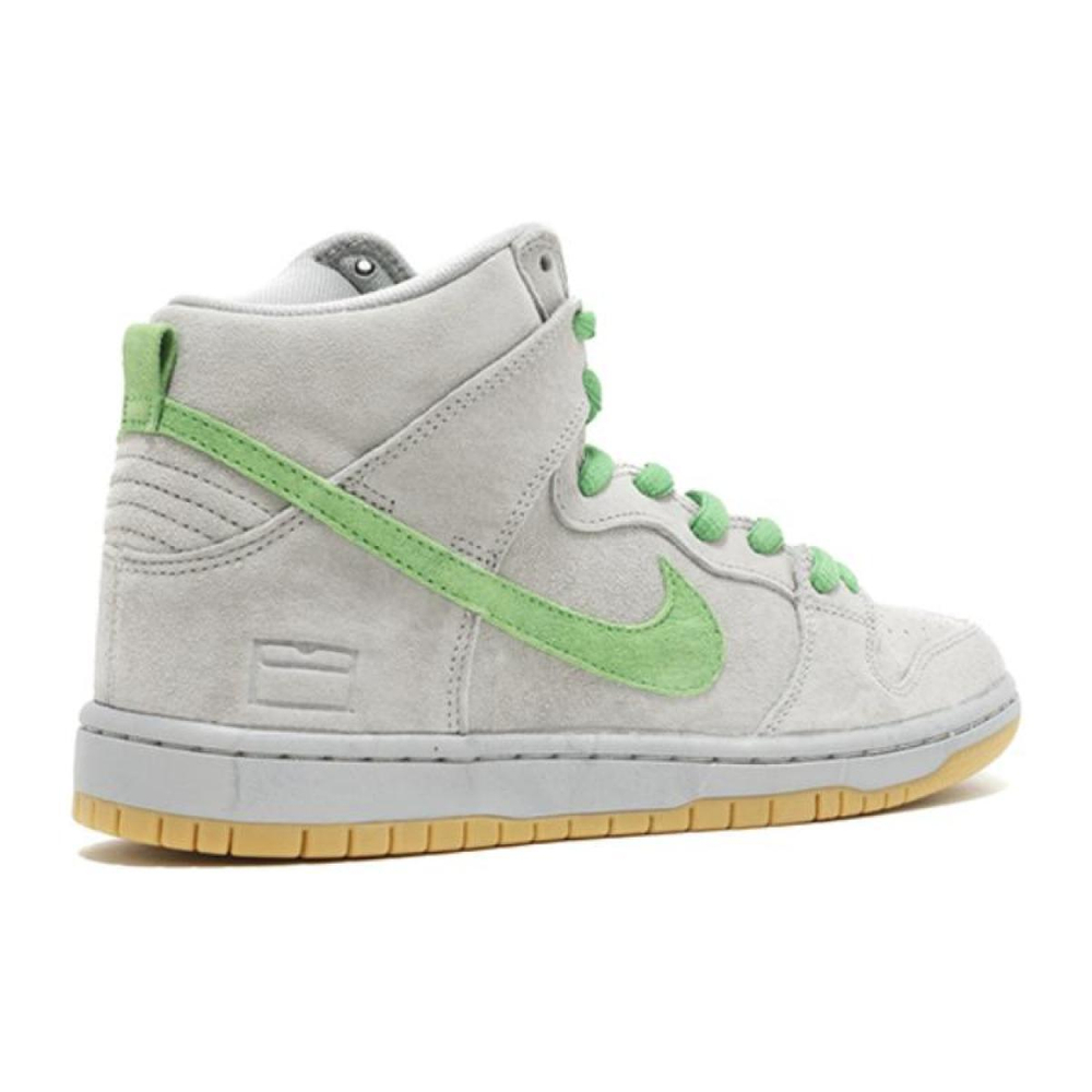 Nike Dunk SB Silver Box