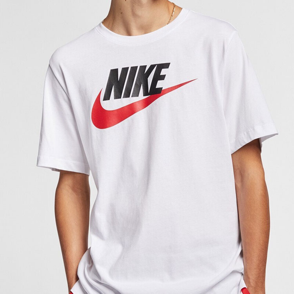 Nike Sportswear Logo T
