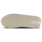 Nike Air Max Dawn Logo