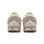 New Balance NB 2002R