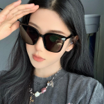 【 】 PULAIS
