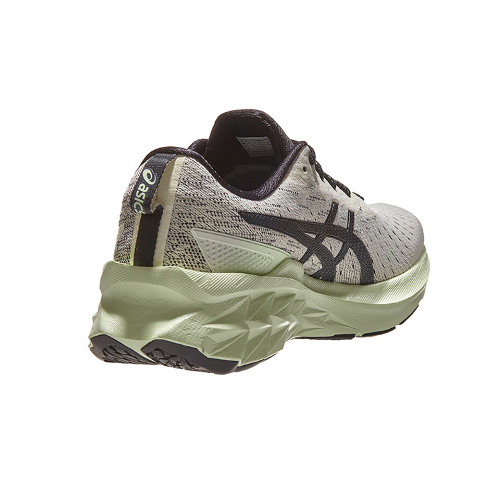 Asics Novablast 2