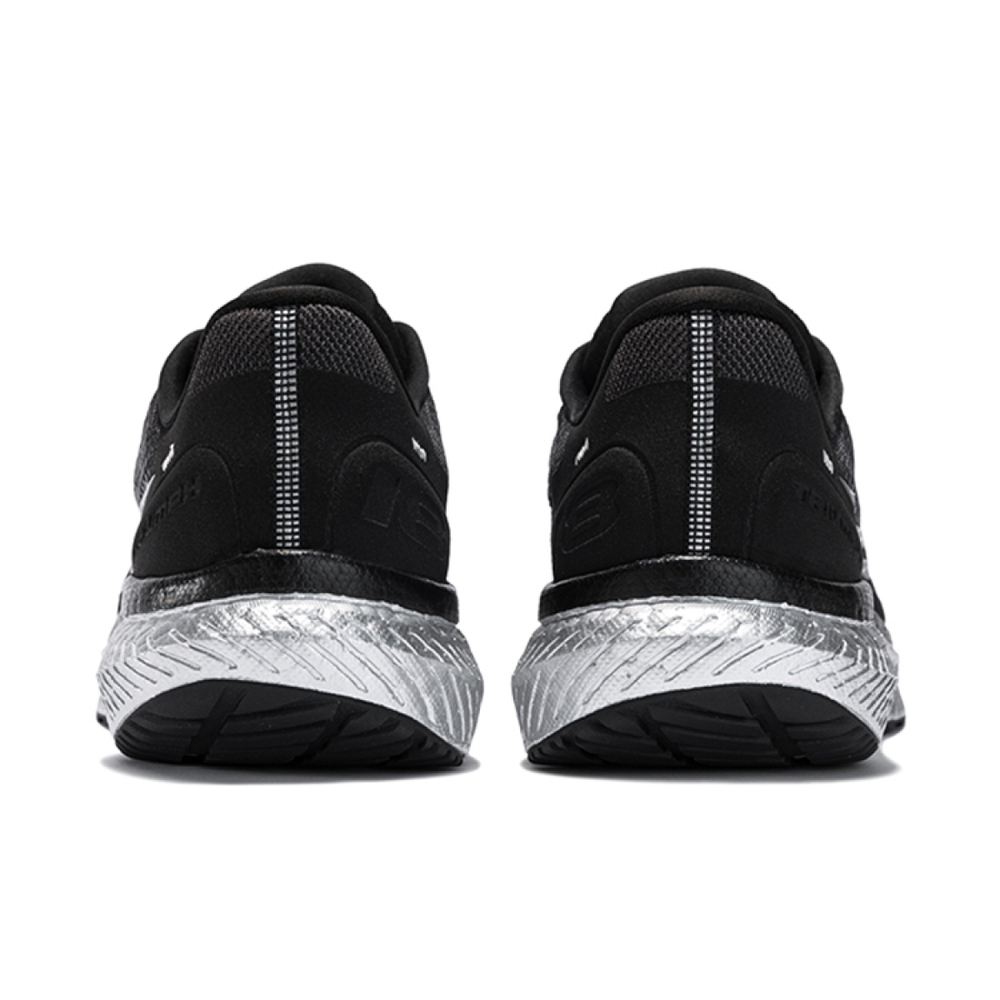 Saucony Triumph 18