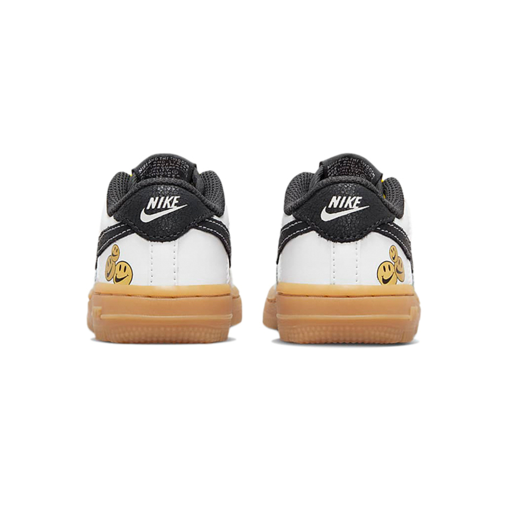 Nike Air Force 1 LV8