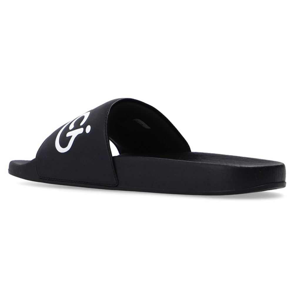 GUCCI White Pursuit Slides
