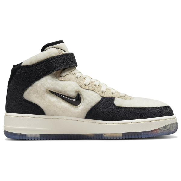 Nike Air Force 1 07 Premium Panda