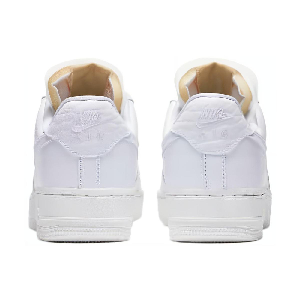 Nike Air Force 1 07 LX