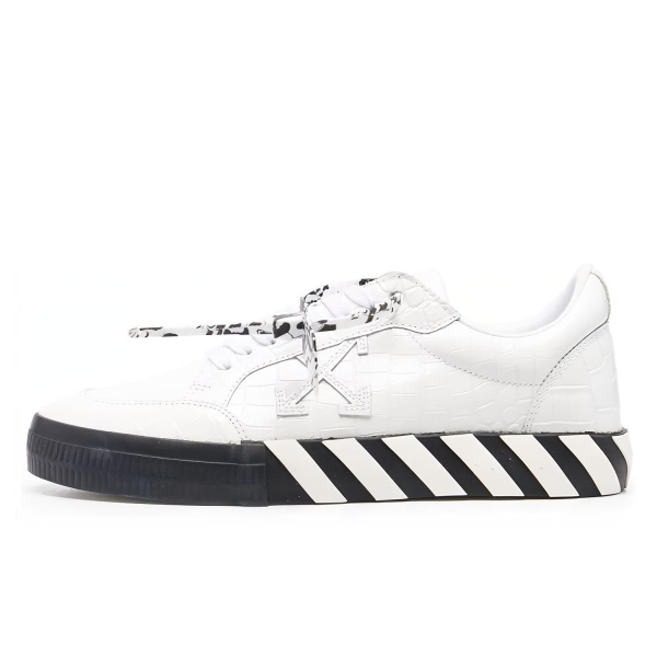 OFF-WHITE