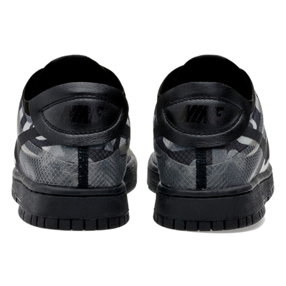 CDG x Nike Dunk LOGO