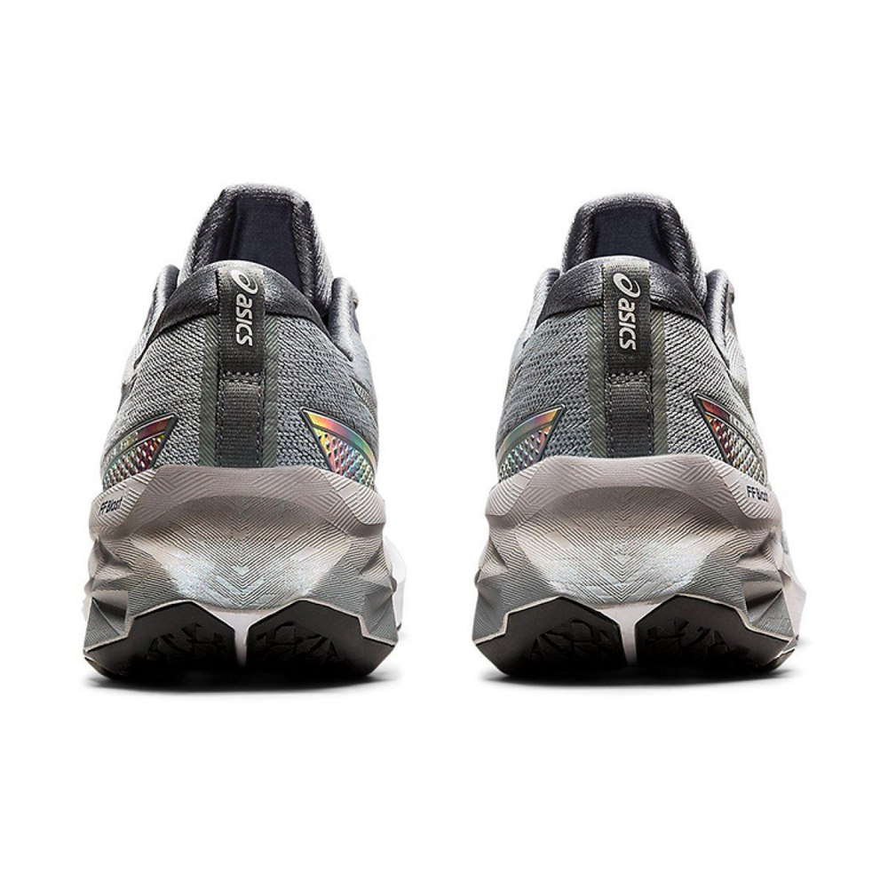 Asics Novablast 2 Platinum