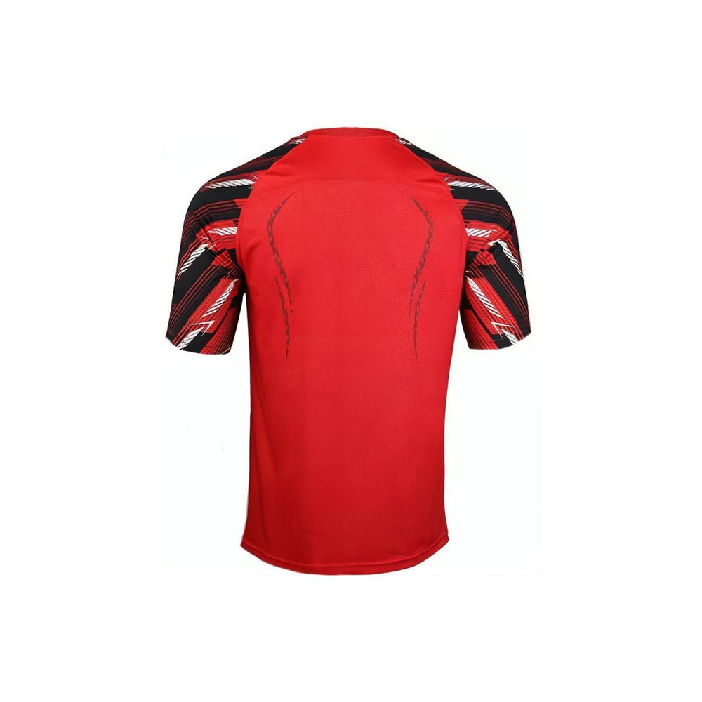 Under Armour T