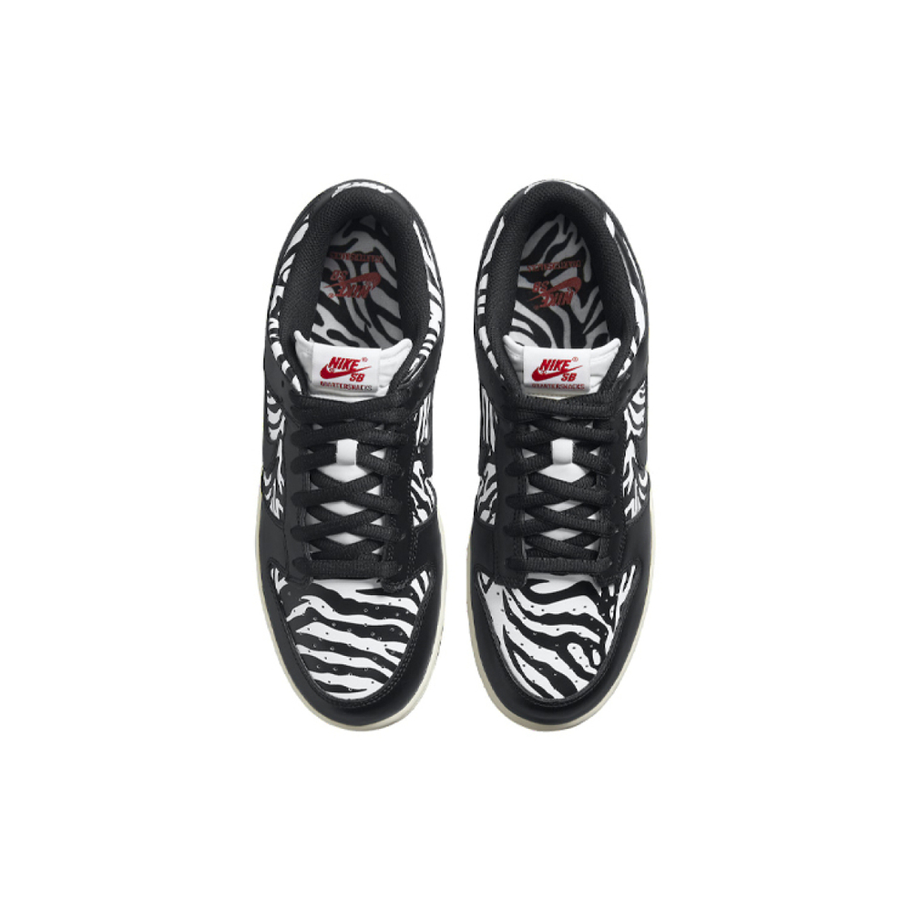 Nike Dunk SB Zebra