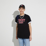 Tommy Hilfiger logo T