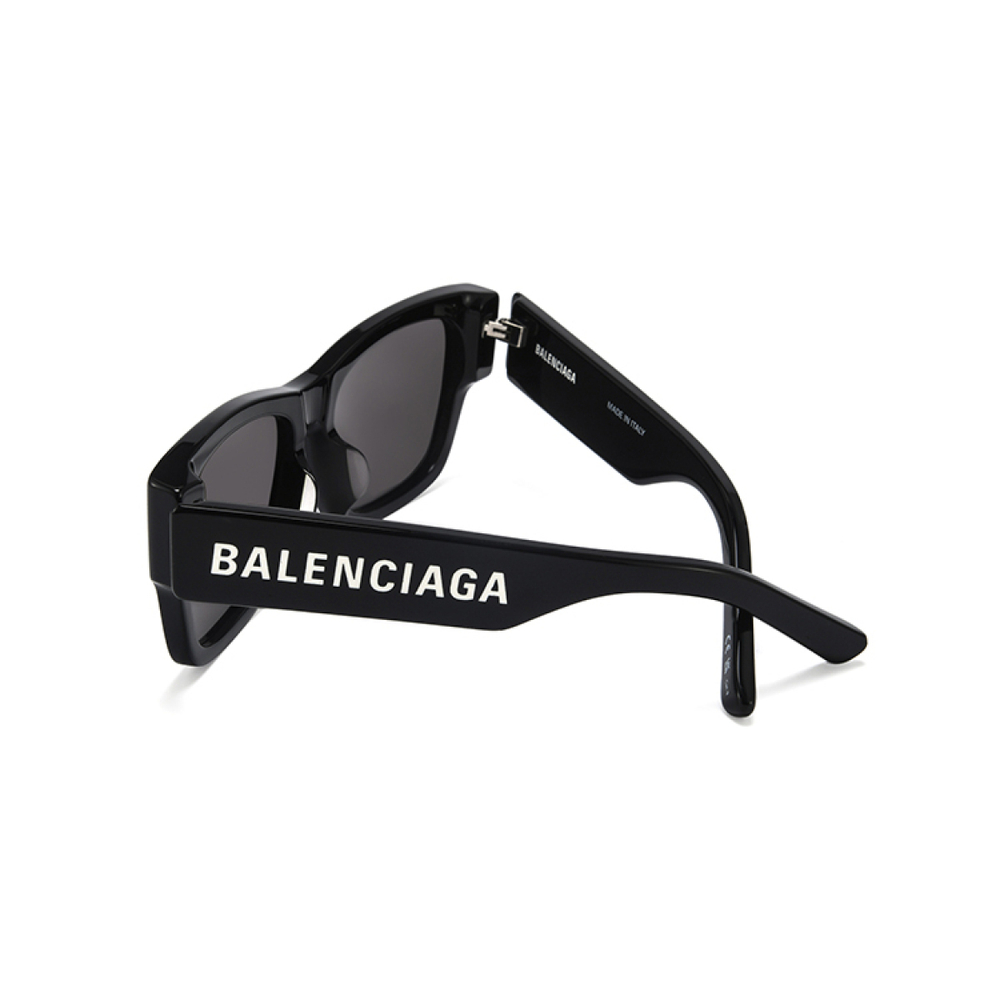 Balenciaga LOGO