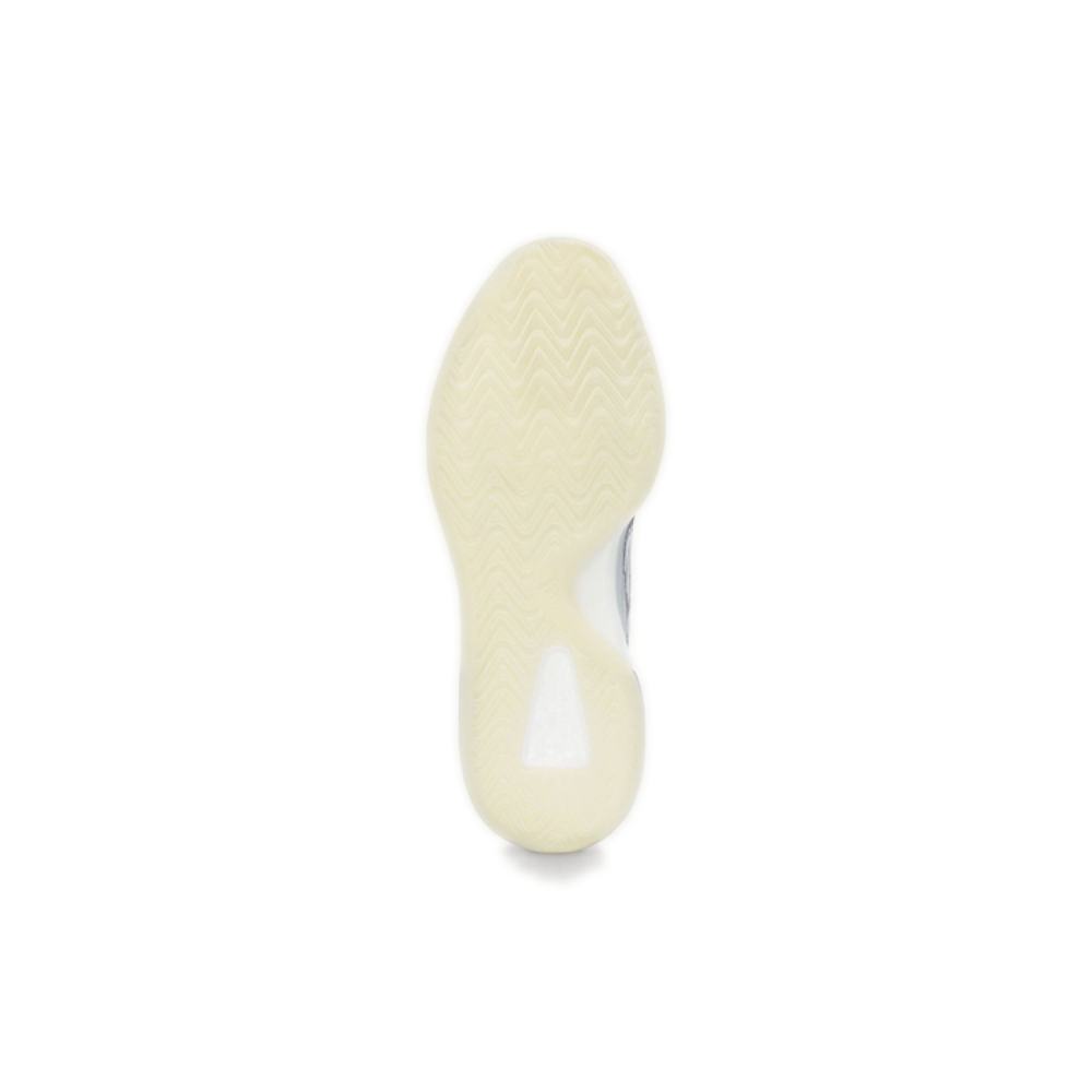 Adidas originals Yeezy QNTM Lifestyle Model