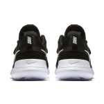 Nike Tessen