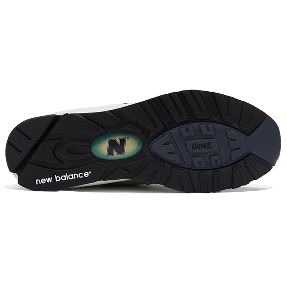 New Balance NB 990 V2