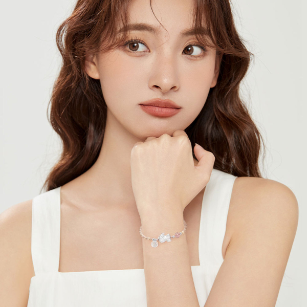 【 】 Crafts Women
