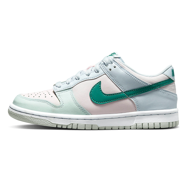 Nike Dunk Mineral Teal