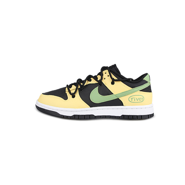 【 】 Nike Dunk Low