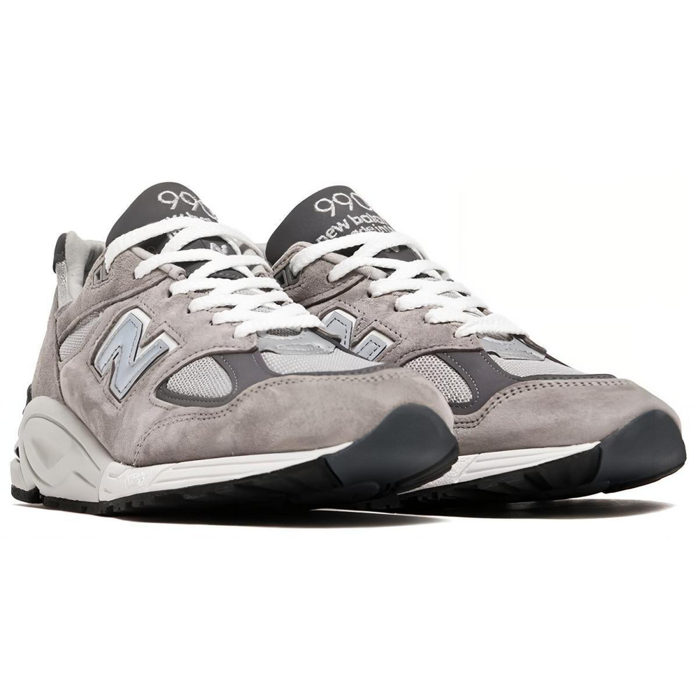 New Balance NB 990 V2