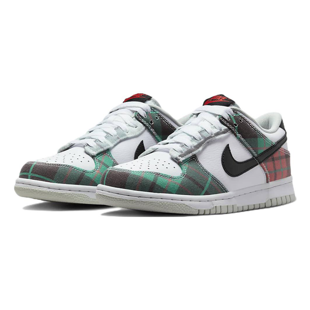 Nike Dunk Low Plaid