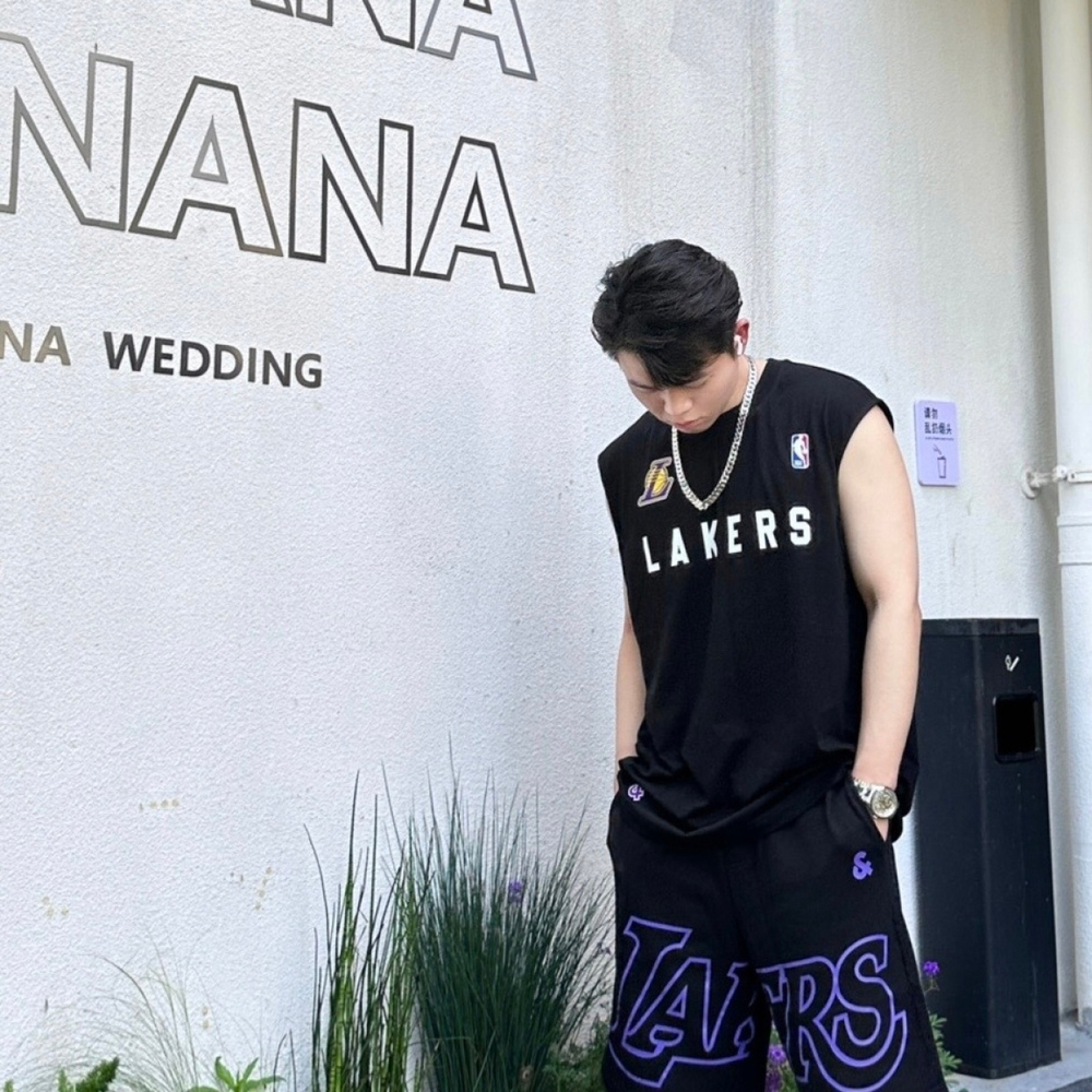JACK JONES · x NBA OVERSIZED