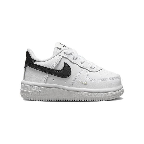 Nike Air Force 1 SE