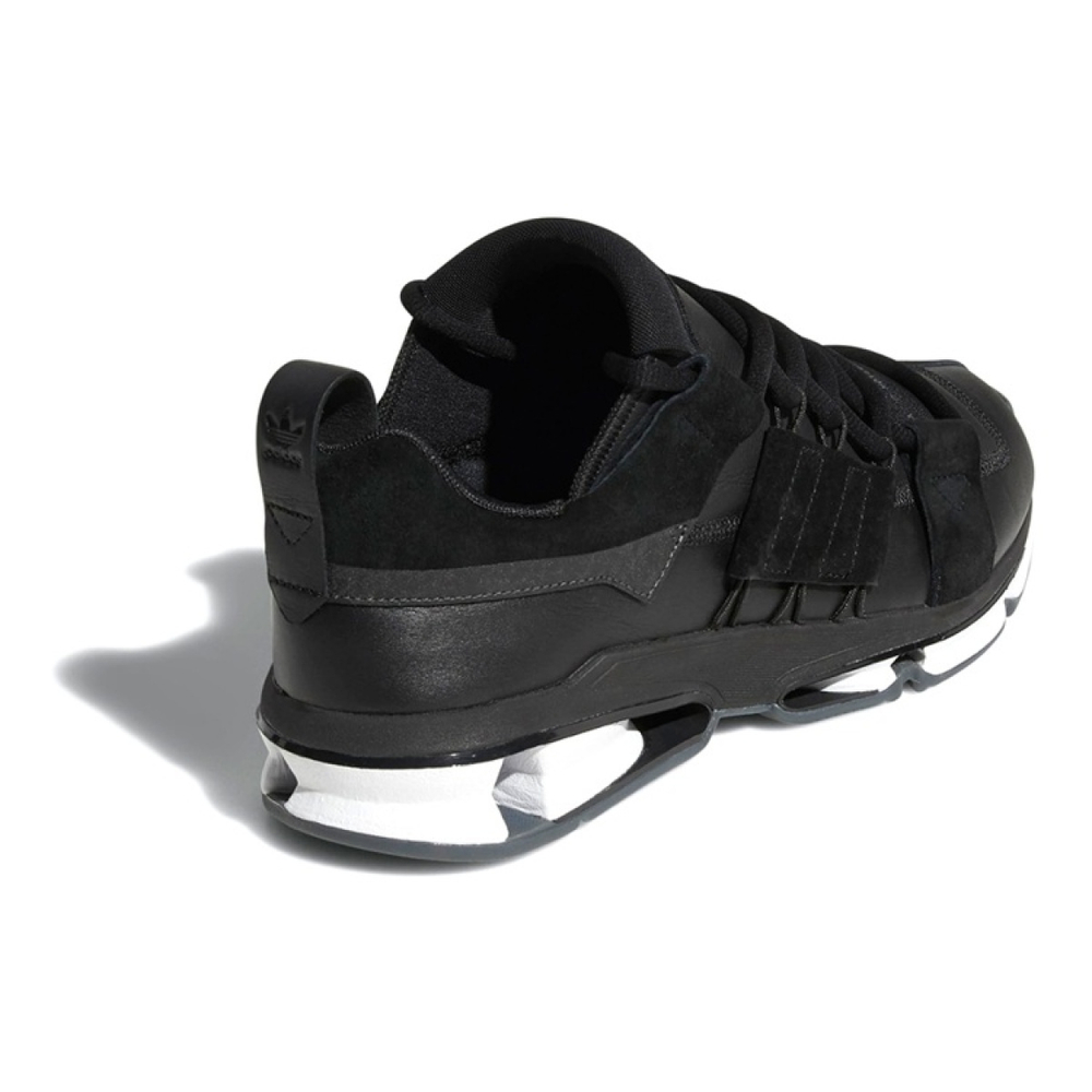 Adidas originals Twinstrike ADV Stretch Leather Black White