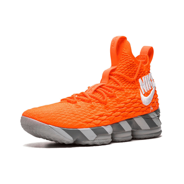 Nike Lebron 15 ''Orange Box'' 15