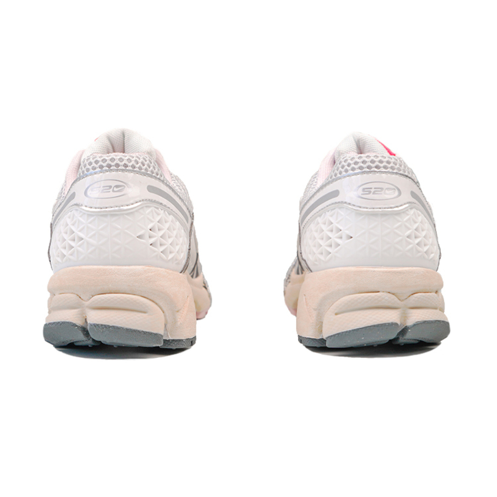 【 】 Nike Air Zoom Vomero 5