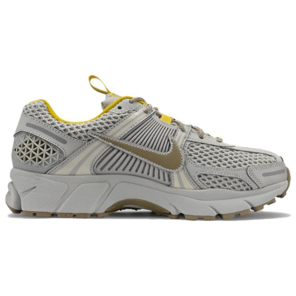 Nike Air Zoom Vomero 5