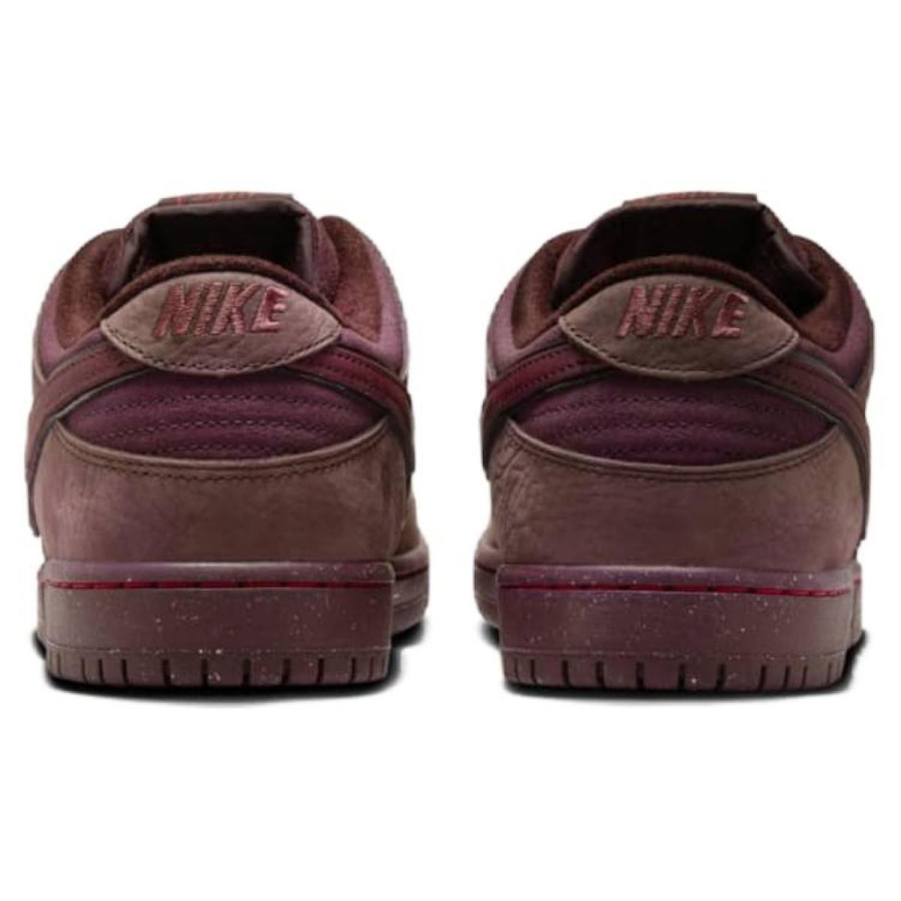 Nike Dunk SB "Burgundy Crush" Valentines "love found"