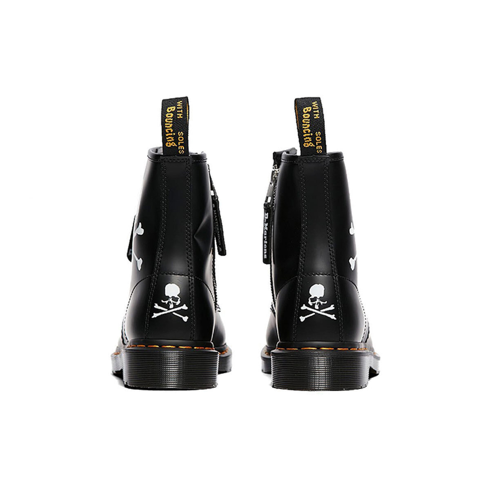 MASTERMIND WORLD x Dr.Martens 1460