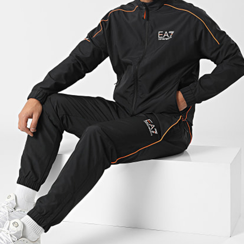EMPORIO ARMANI EA7 SS23 Logo