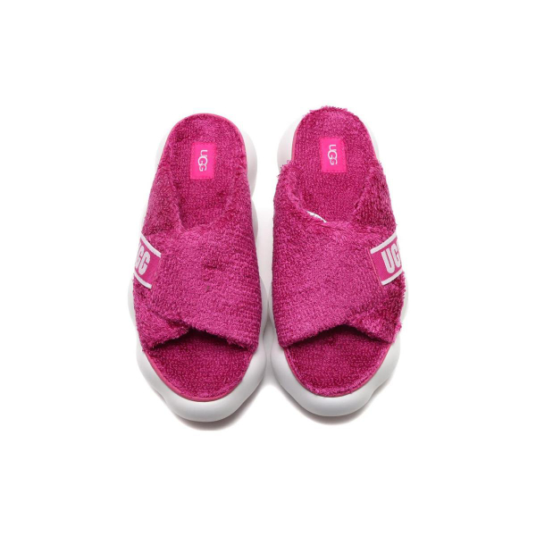 UGG