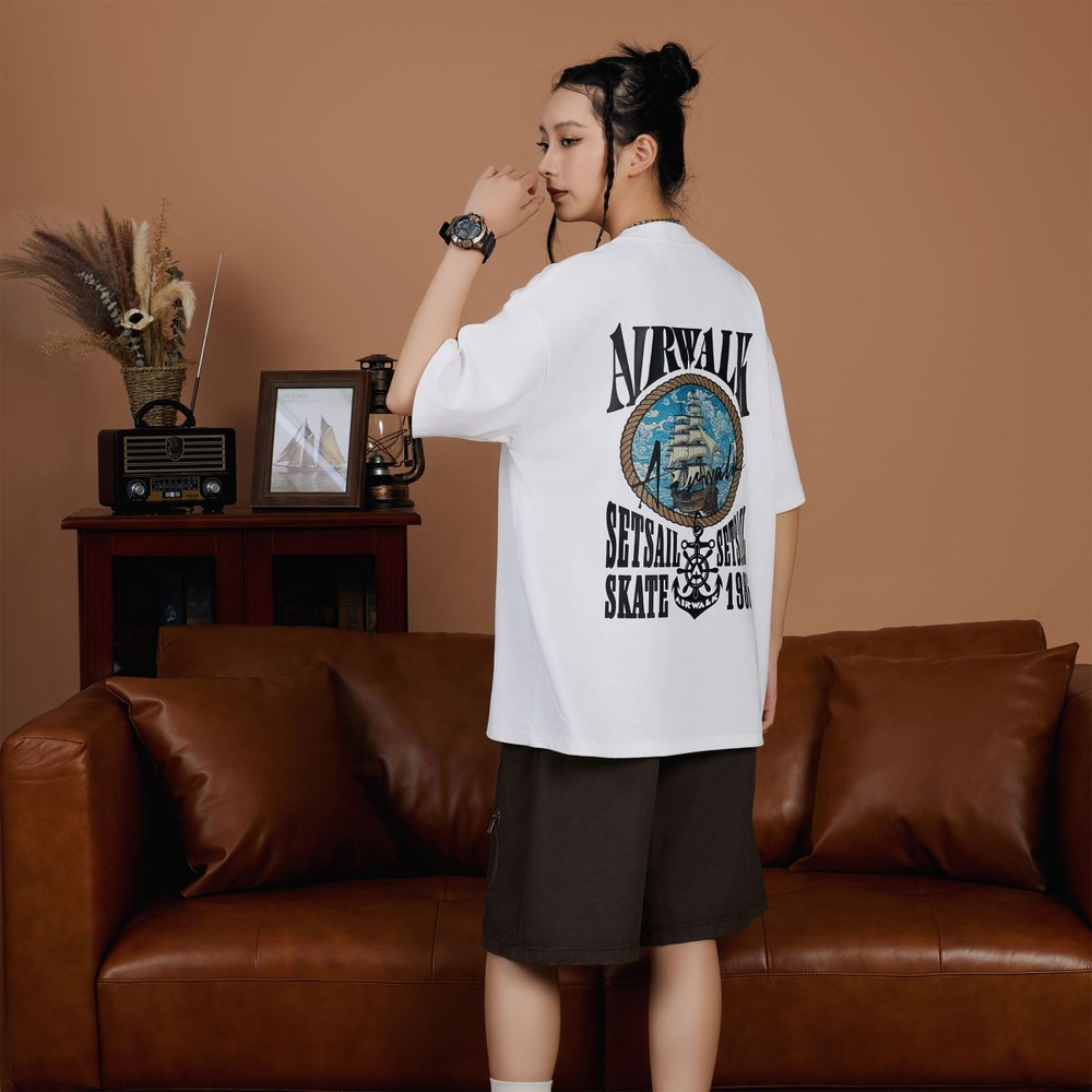 Airwalk T